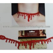 Hallo. Corte con sangre para cuello 